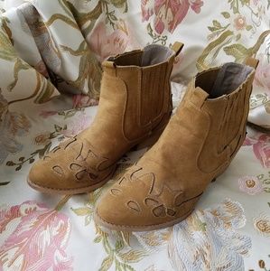 Woman's Ankle Boots